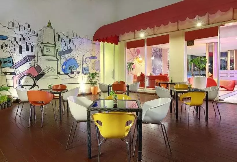 Fotos del hotel Ibis Styles Yogyakarta:  25