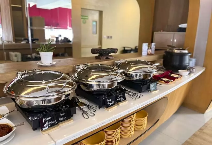 Fotos del hotel Ibis Styles Yogyakarta:  24