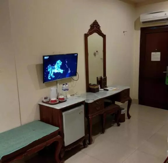 Fotos del hotel Indah Palace Yogyakarta:  25