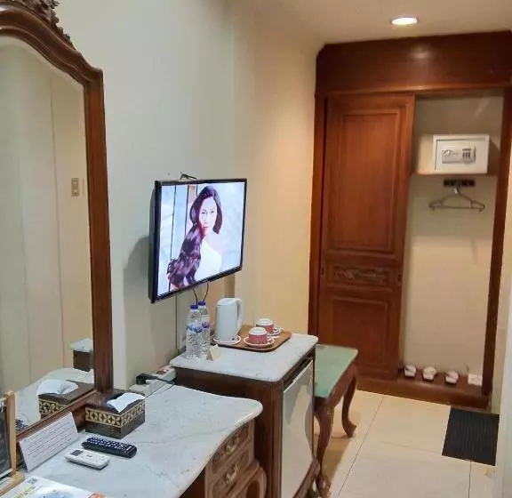 Fotos del hotel Indah Palace Yogyakarta:  21