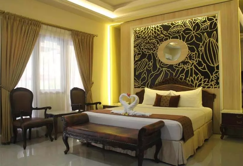 Fotos del hotel Indah Palace Yogyakarta:  2