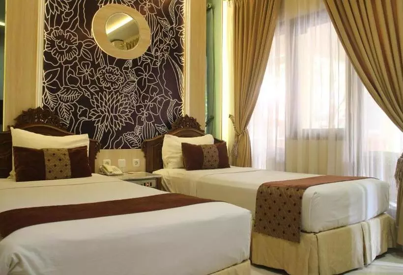 Fotos del hotel Indah Palace Yogyakarta:  6
