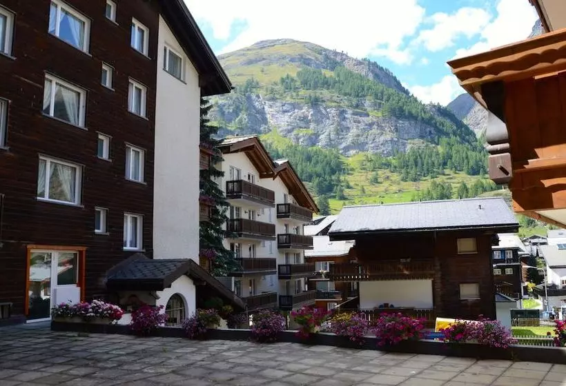 Fotos del hotel Jägerhof:  24