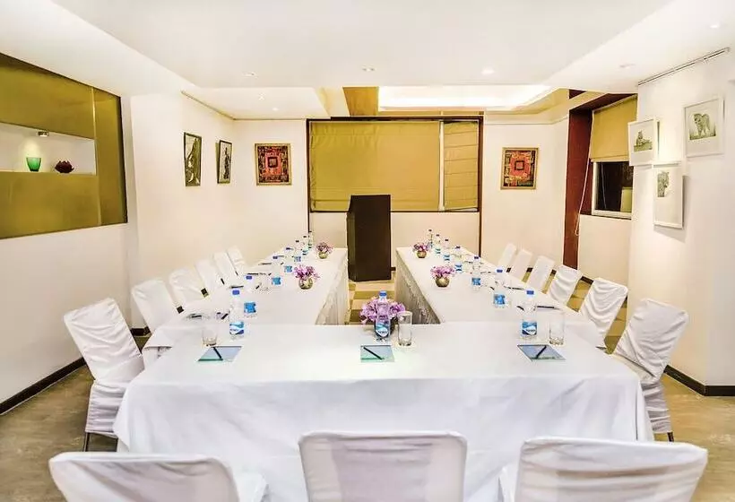 Fotos del hotel Mantra Amaltas:  3