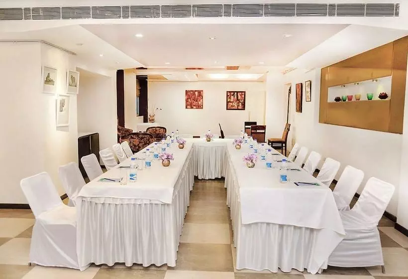 Fotos del hotel Mantra Amaltas:  7