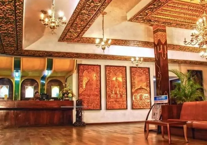 Fotos del hotel Sri Wedari:  10