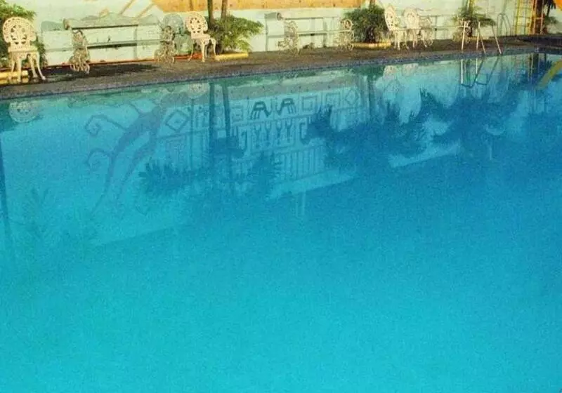 Fotos del hotel Sri Wedari:  9