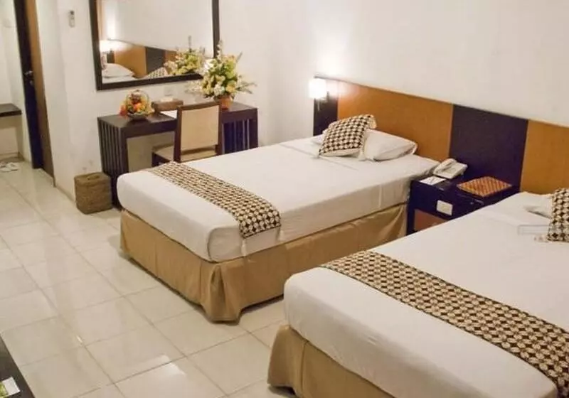 Fotos del hotel Sri Wedari:  8