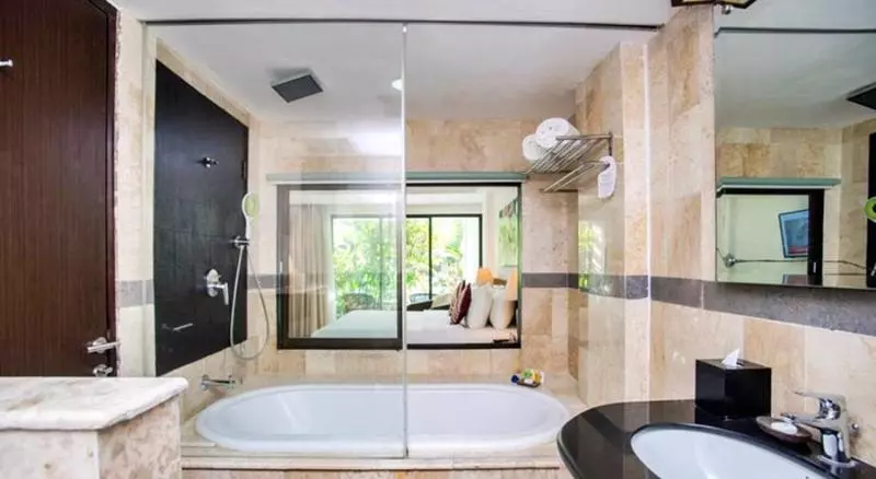 Fotos del hotel Swissbelhotel Segara:  7