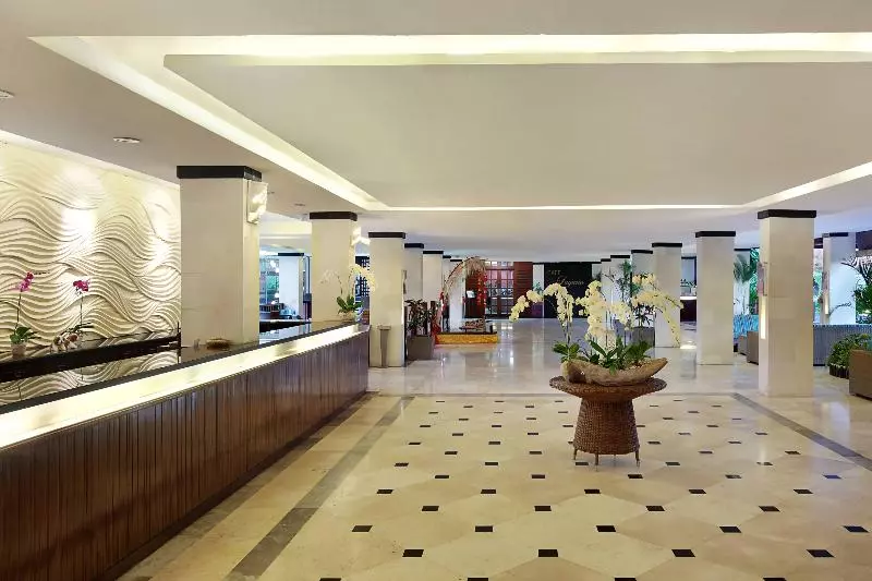 Fotos del hotel Swissbelhotel Segara:  4