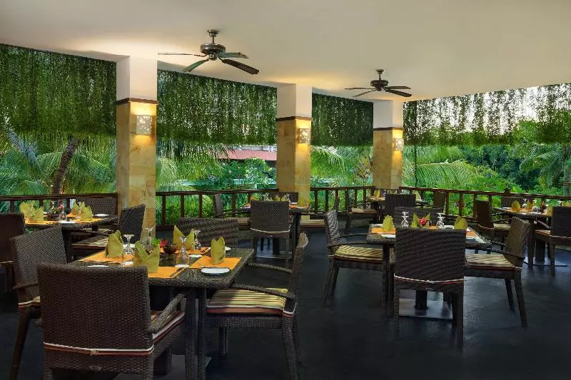 Fotos del hotel Swissbelhotel Segara:  22