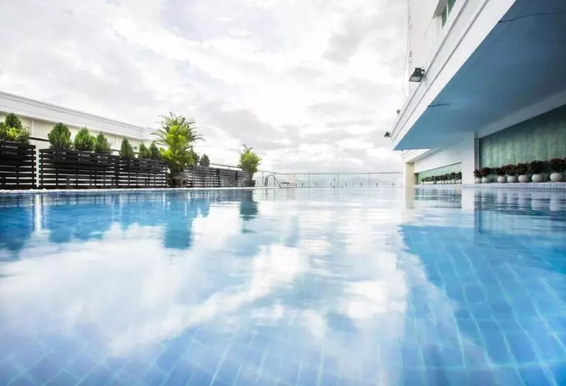 Fotos del hotel Vinh Trung Plaza Apartment &:  6