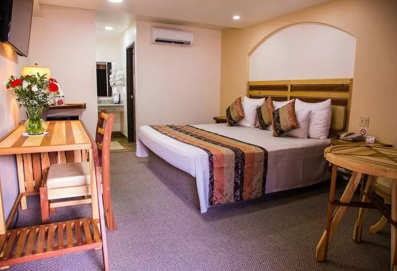 Fotos del hotel La Villa De Zaragoza:  24