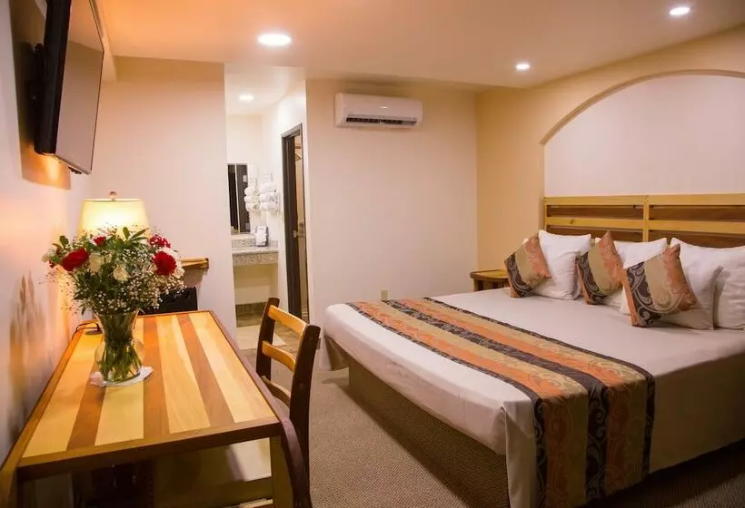 Fotos del hotel La Villa De Zaragoza:  25