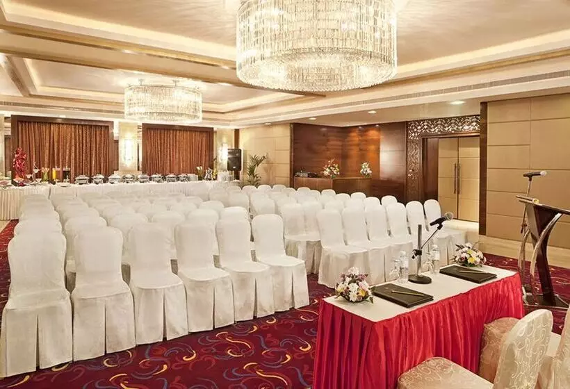 Fotos del hotel Landmark Grand:  13