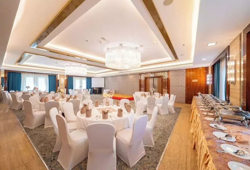 Fotos del hotel Landmark Grand:  36
