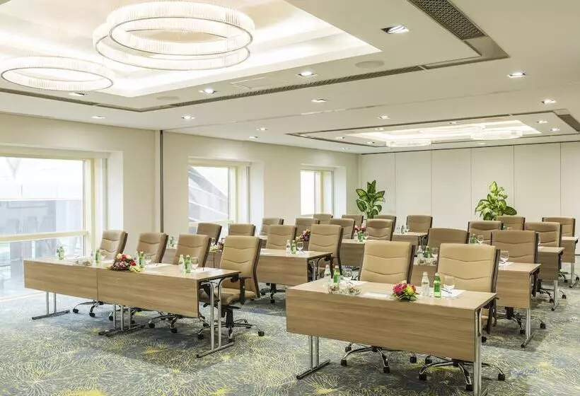 Fotos del hotel The Tower Plaza  Dubai:  5