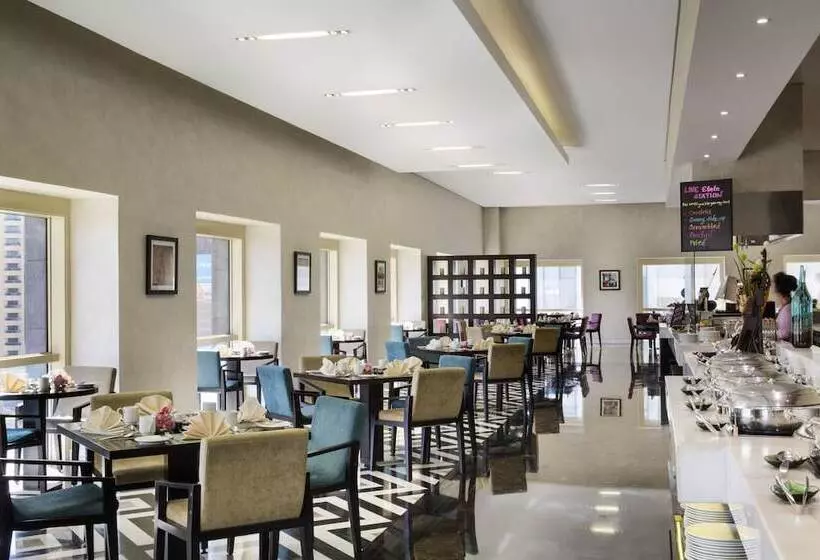 Fotos del hotel The Tower Plaza  Dubai:  12