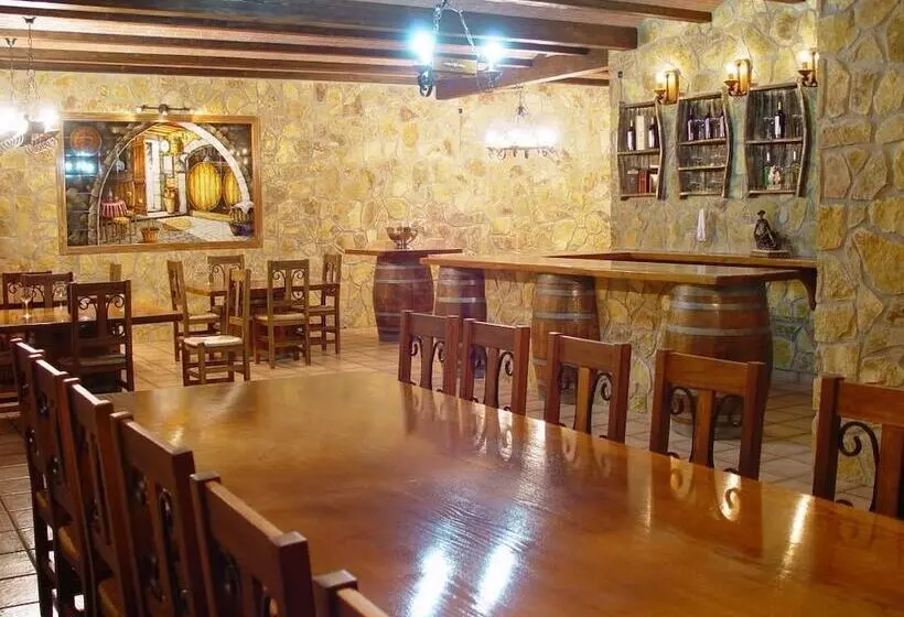 Fotos del hotel Viñedos Y Bodegas El Castillo:  3