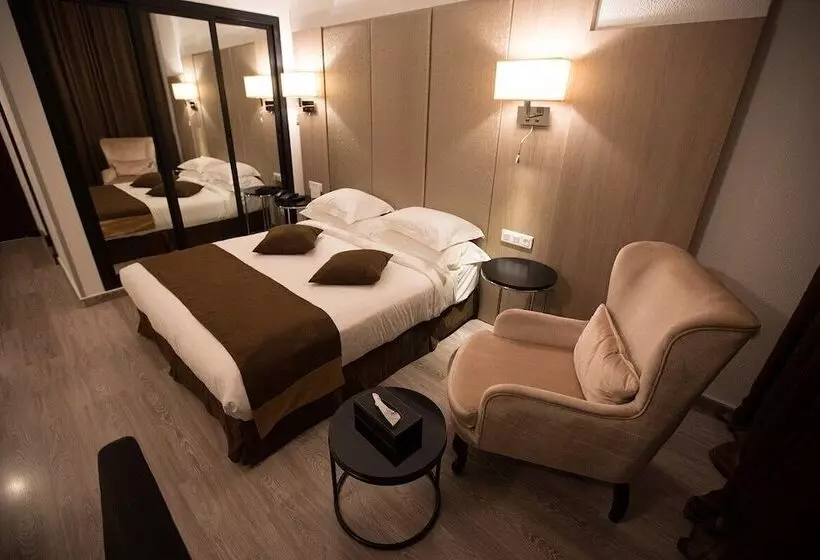 Fotos del hotel Best Western  Colombe:  2