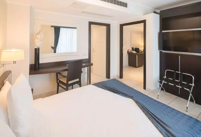 Fotos del hotel Best Western Plus Grand  Victor Hugo:  22