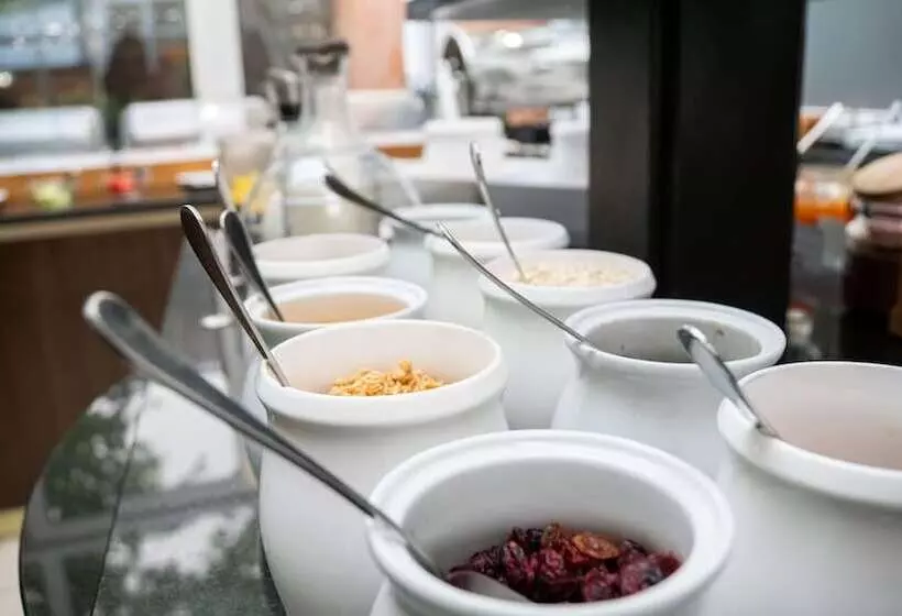 Fotos del hotel Best Western Plus Grand  Victor Hugo:  13