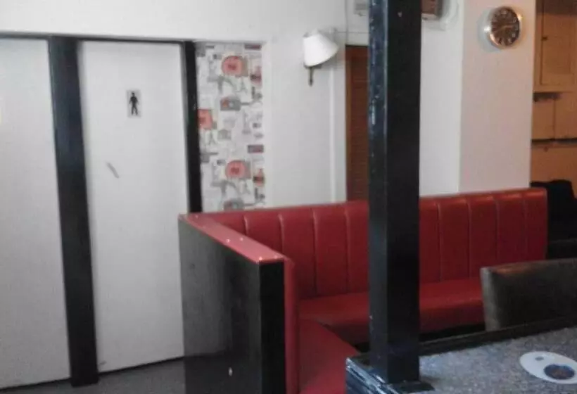 Fotos del hotel Jesmond International Hotel:  3