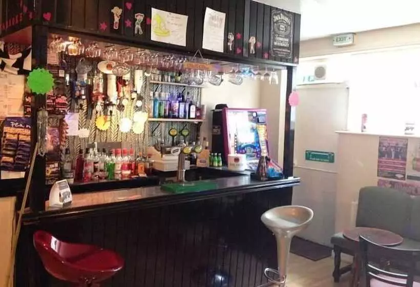 Fotos del hotel Jesmond International Hotel:  5