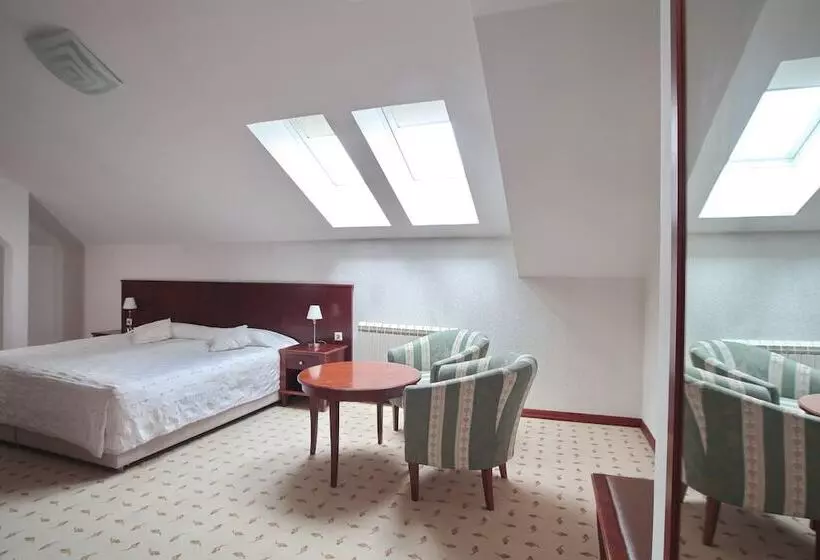 Fotos del hotel Orasac:  7