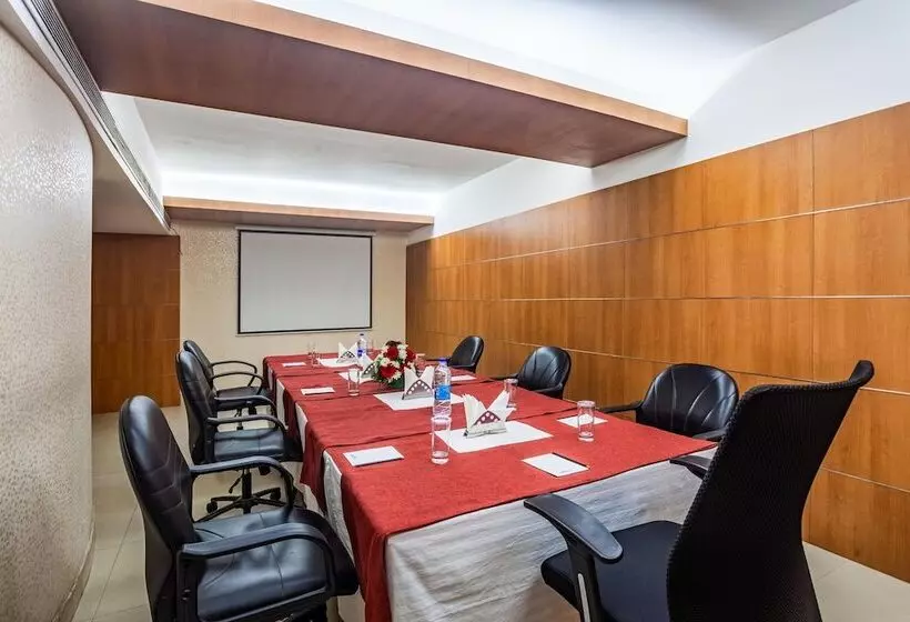 Fotos del hotel Residency Tower:  6