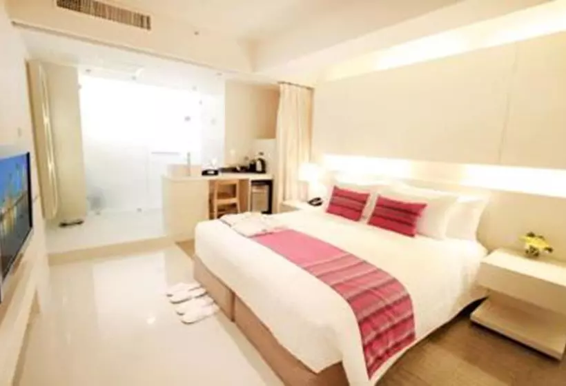 Aspira Hiptique Sukhumvit 13