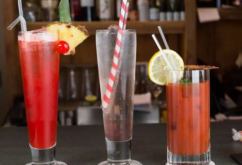 Fotos del hotel The Lamplighter Dining ~ Rooms:  8