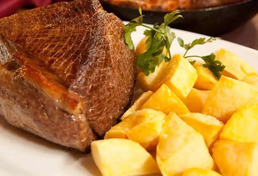 Fotos del hotel The Lamplighter Dining ~ Rooms:  17