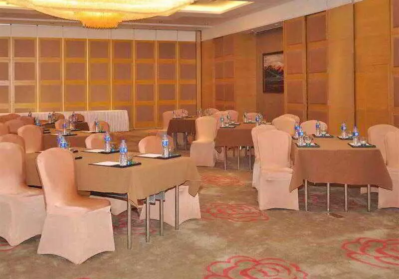 Fotos del hotel Cinese Hotel Dongguan Shijie (grand Mercure Dongguan Shijie):  17