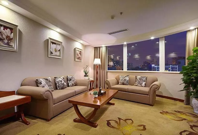 Fotos del hotel Zhongtie Babao:  5