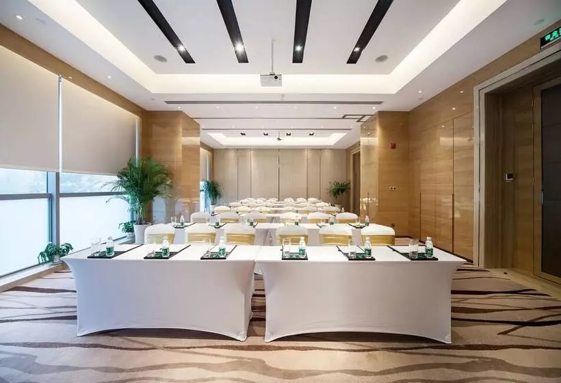 Fotos del hotel Holiday Inn Chengdu Oriental Plaza, An Ihg:  18