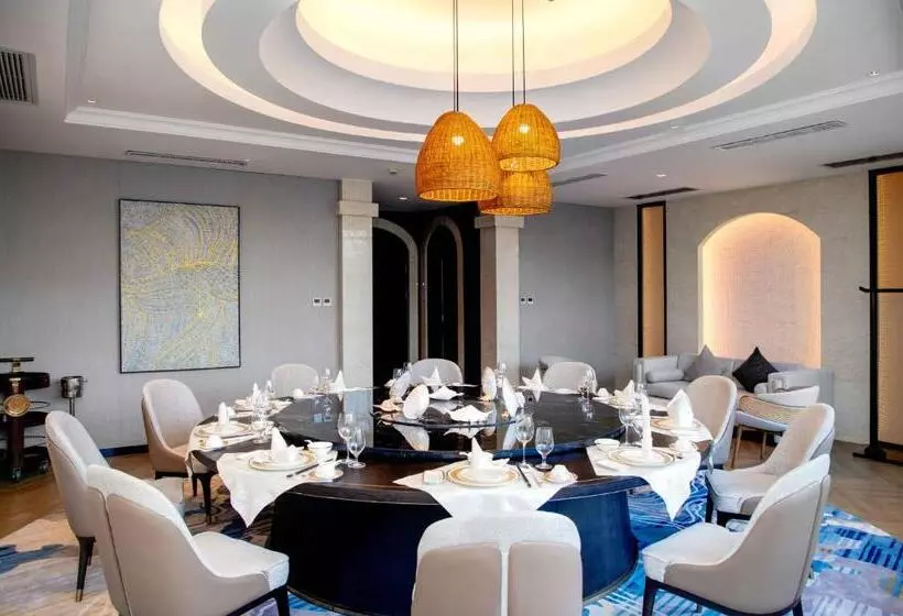 Howard Johnson New Port Resort Haikou