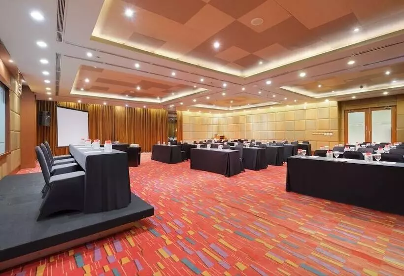 Fotos del hotel Quest  Simpang Lima  Semarang By Aston:  20