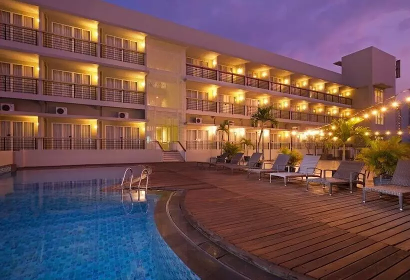 Quest  Simpang Lima  Semarang By Aston