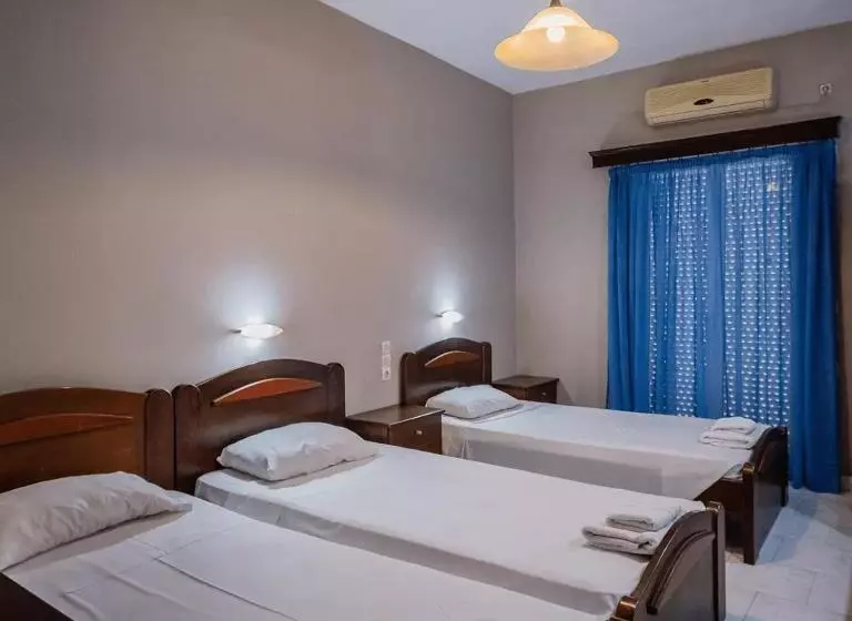 Fotos del hotel Perkes:  13