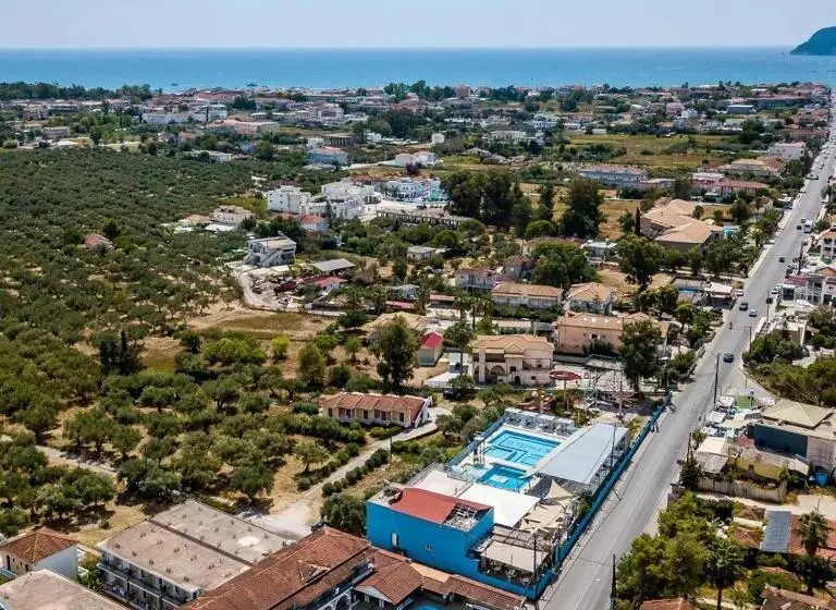 Fotos del hotel Perkes:  12