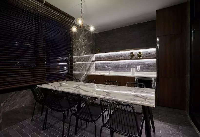 Fotos del hotel Partyz:  4