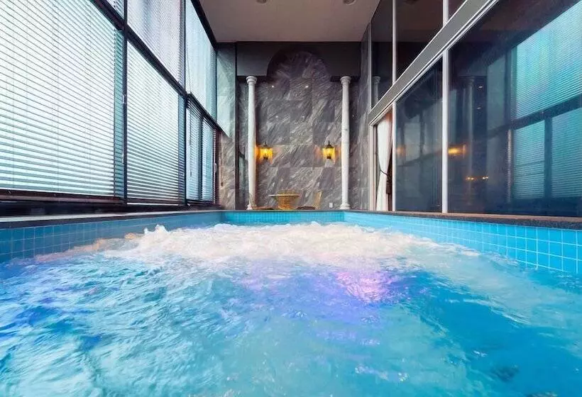 Fotos del hotel Partyz:  9