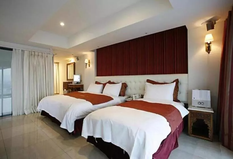 Fotos del hotel Partyz:  16