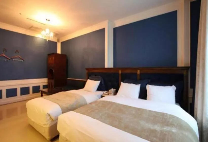 Fotos del hotel Partyz:  14