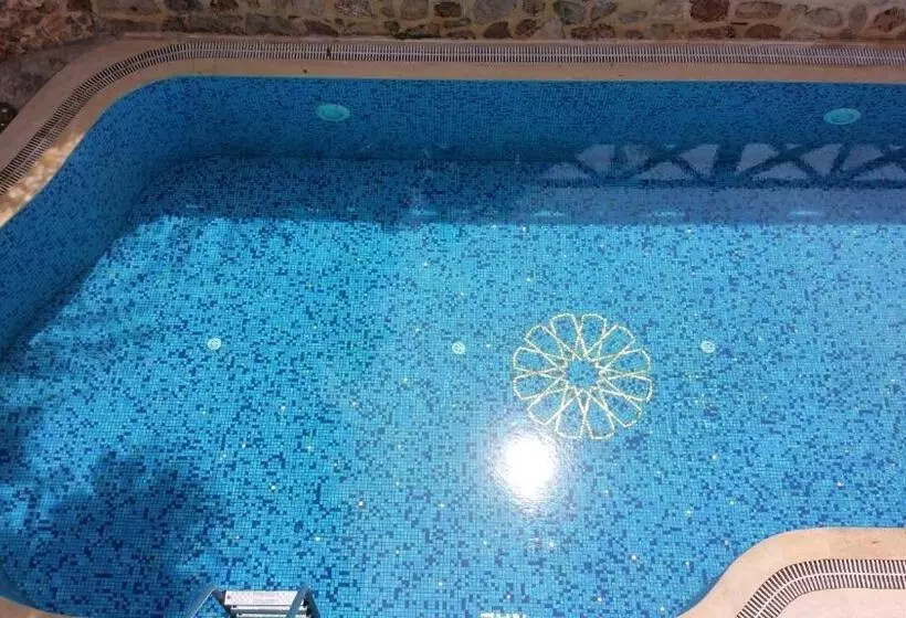 Fotos del hotel Tekeli Konaklari:  2