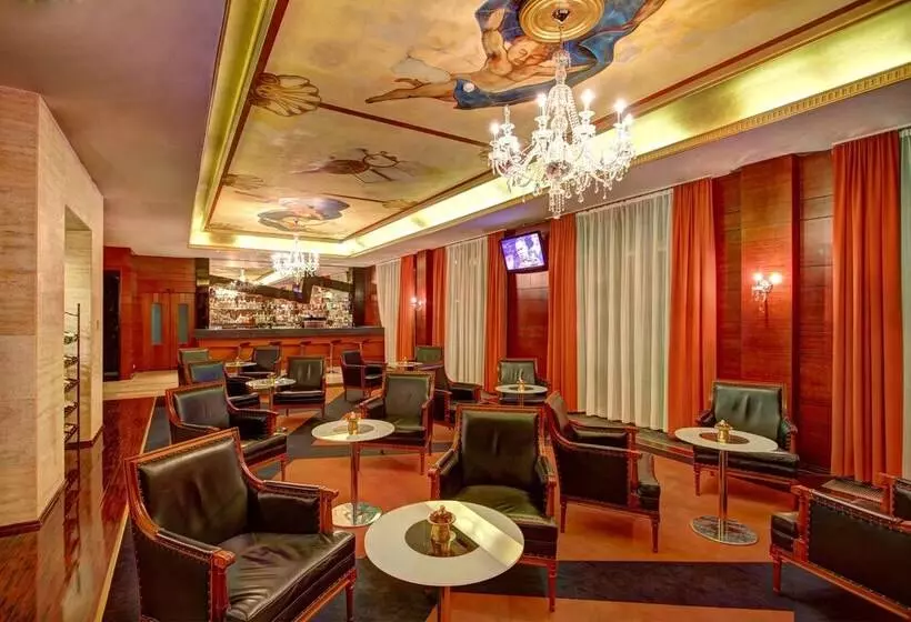 Fotos del hotel Divinus:  25