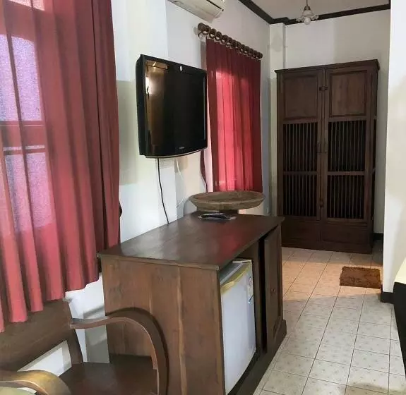 Fotos del hotel The Royal Shilton Resort:  12