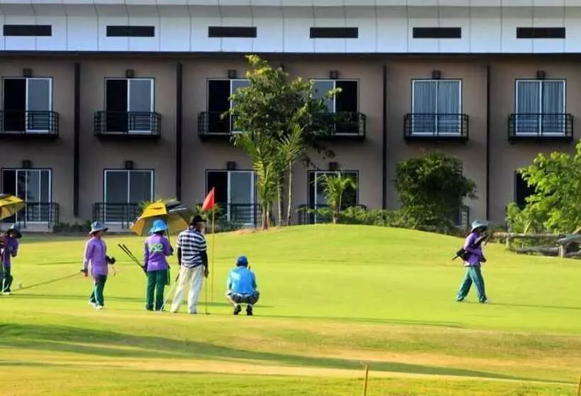 Fotos del hotel Chiangmai Inthanon Golf And Natural Resort:  9