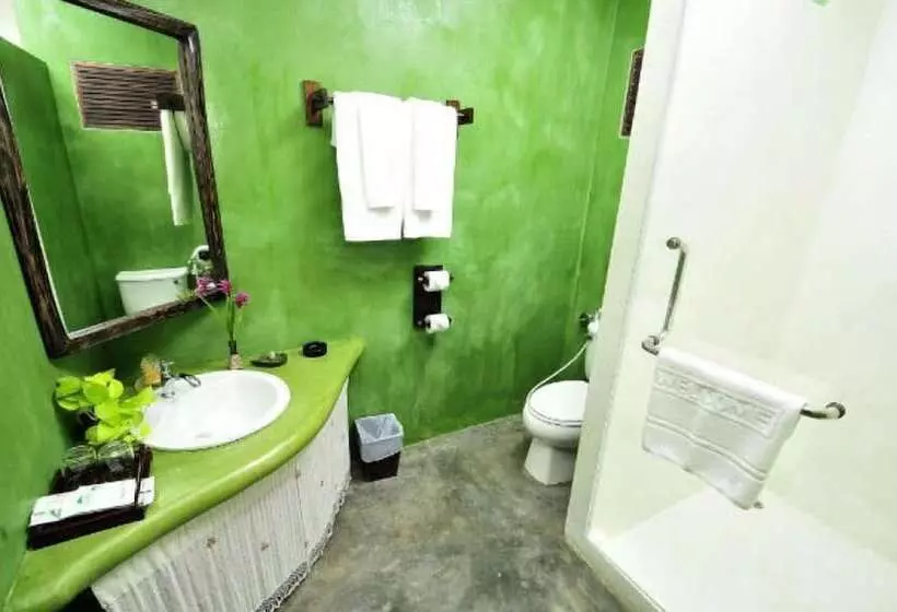 Fotos del hotel Chiangmai Inthanon Golf And Natural Resort:  5